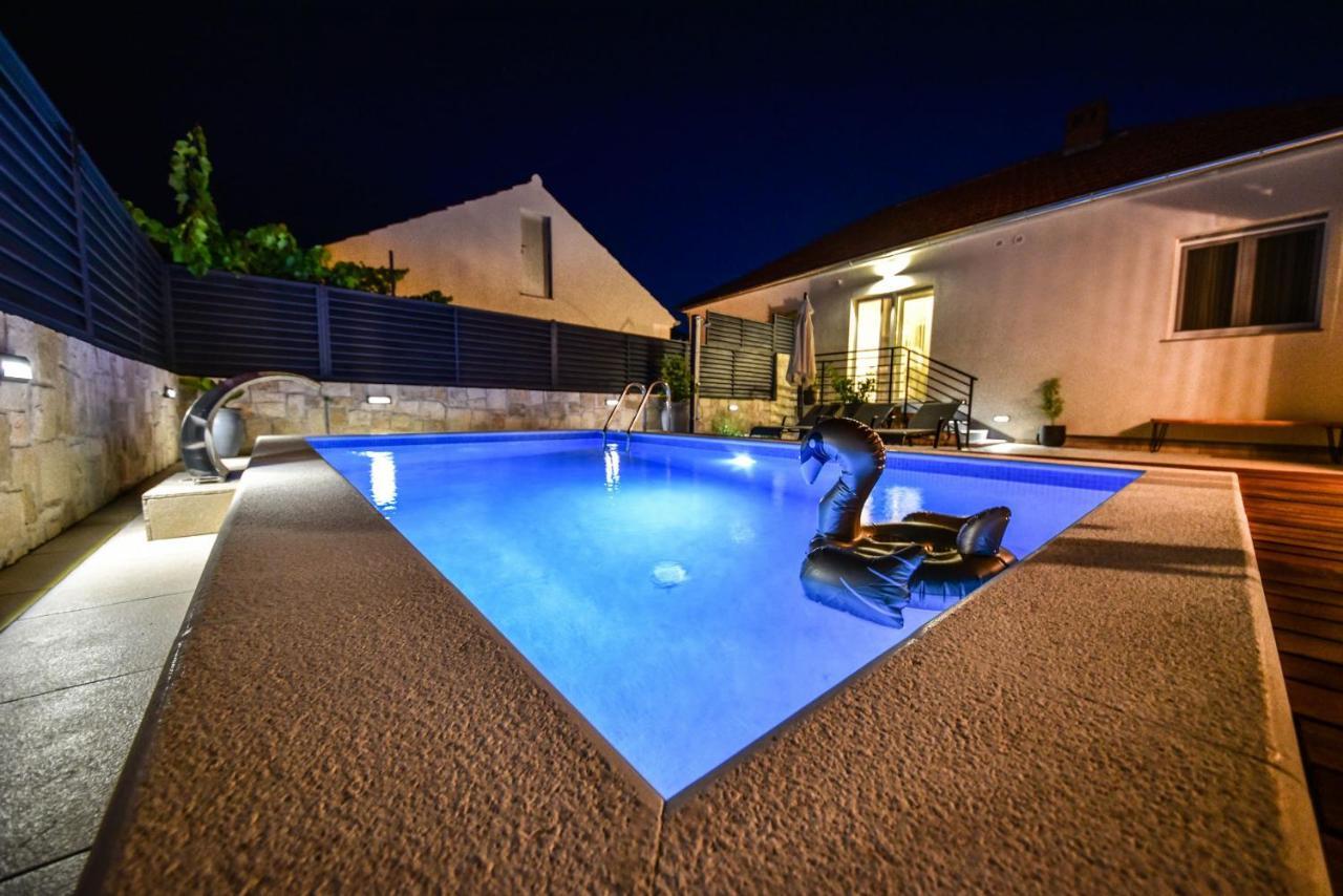 Villa Teuta Zadarvillas Экстерьер фото