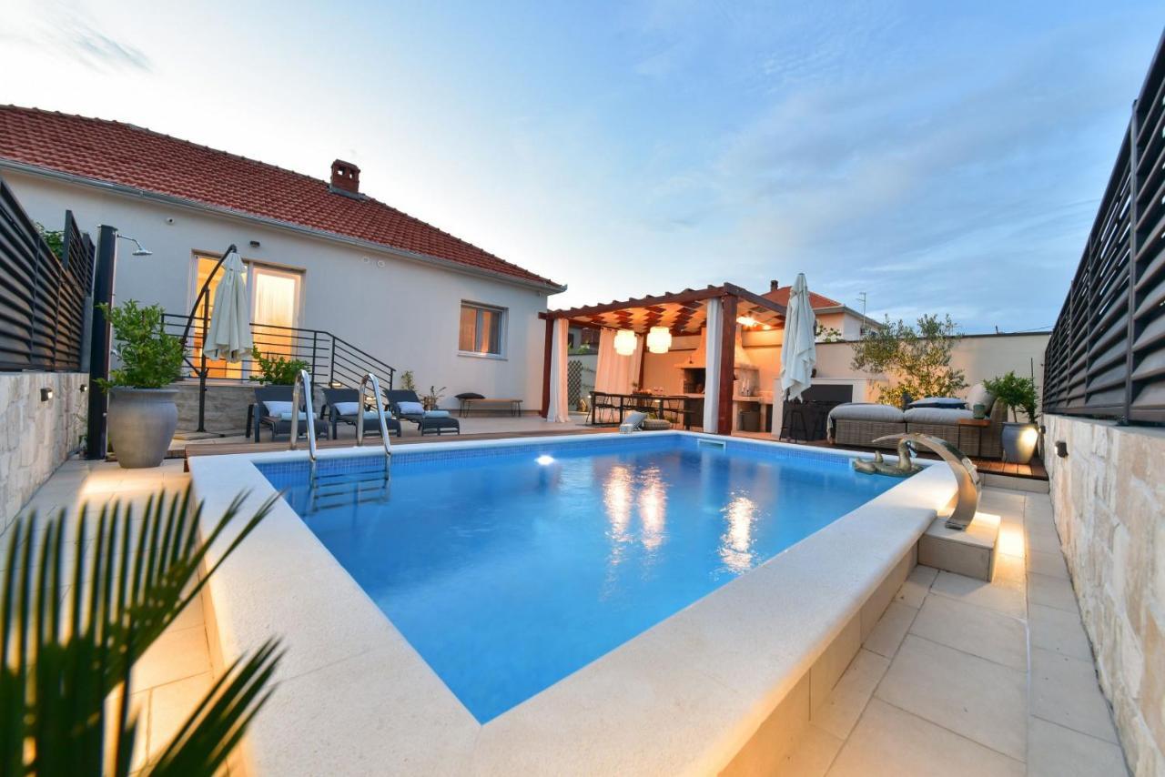 Villa Teuta Zadarvillas Экстерьер фото